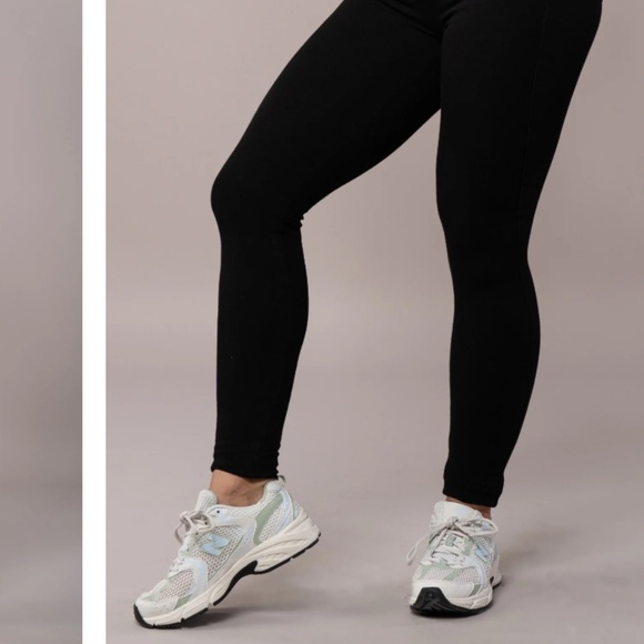 Fitjeans - 360 High Waisted - Black - Picture 6 of 16